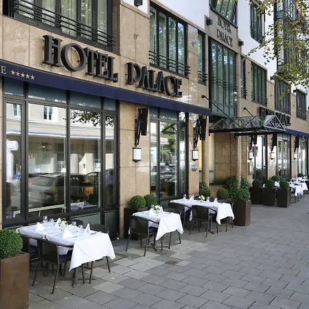 Hotell Palace